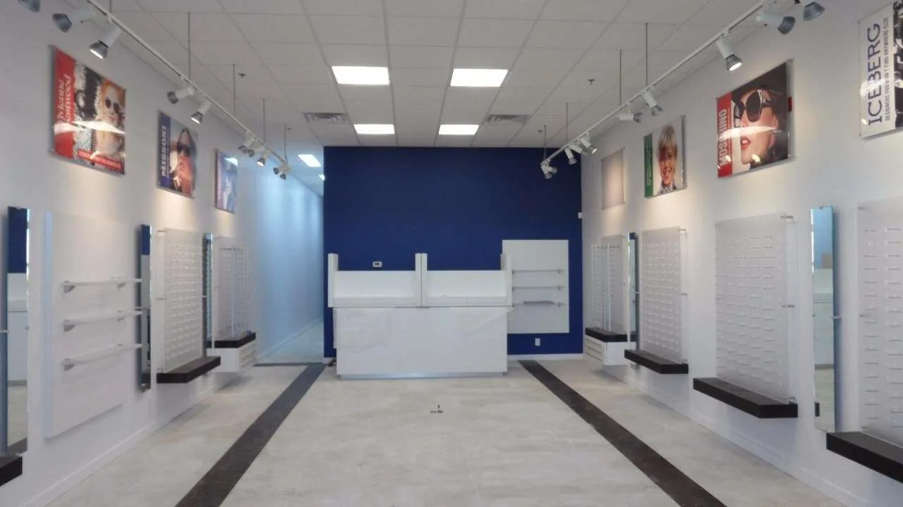 Optometry clinic Ottawa Findlay Creek Laurier Optical professional healthcare